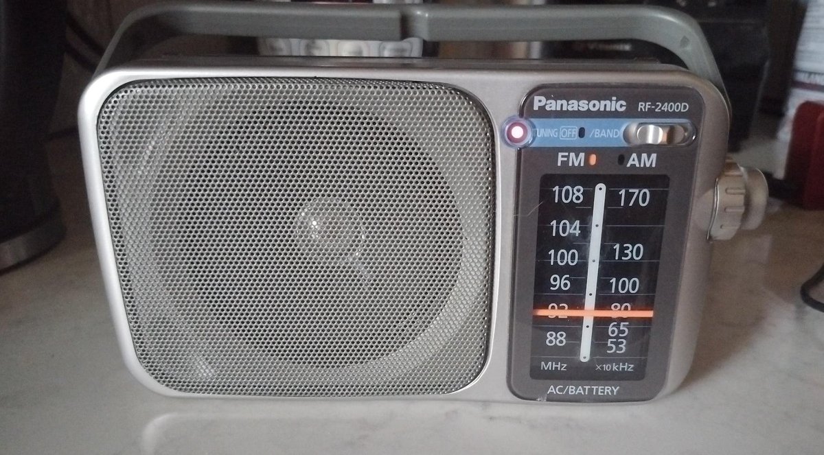 Panasonic Radio - so classic! Panasonic Radio - so classic!